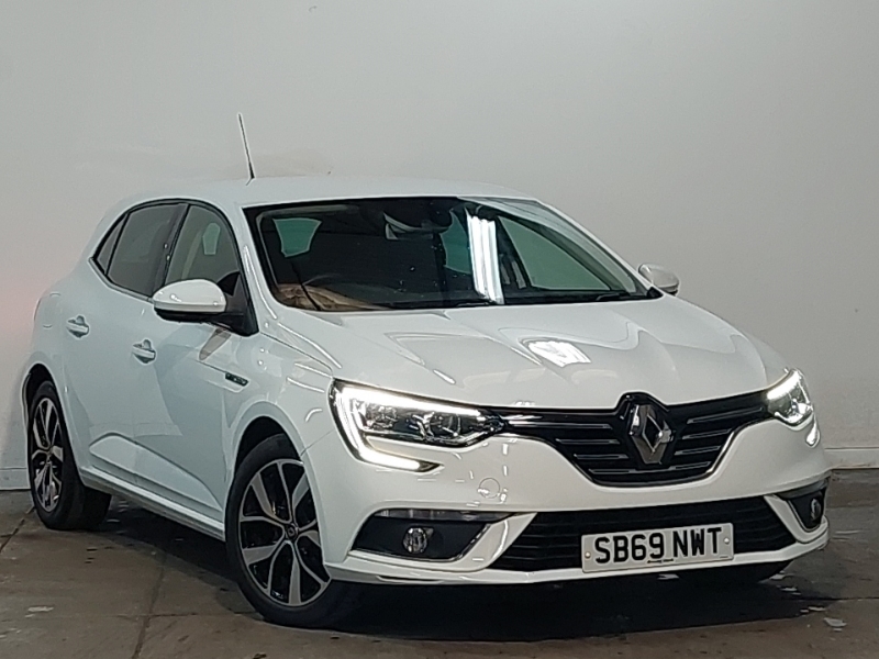 Compare Renault Megane 1.3 Tce Iconic SB69NWT White