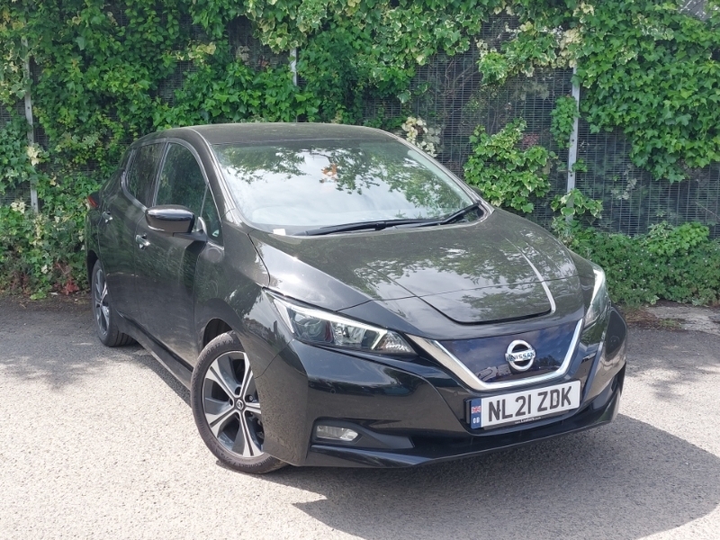Compare Nissan Leaf 110Kw N-connecta 40Kwh NL21ZDK Black
