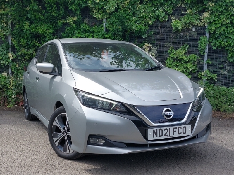 Compare Nissan Leaf 110Kw N-connecta 40Kwh ND21FCO Silver