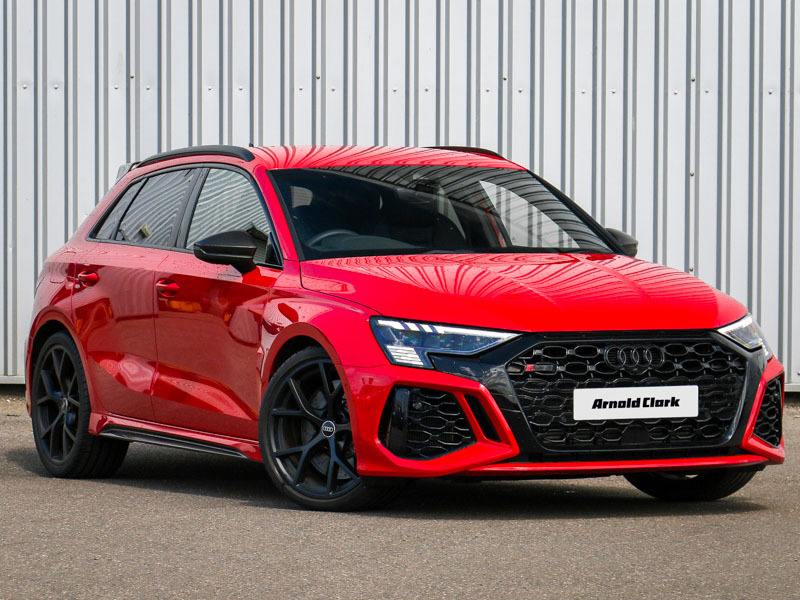 Compare Audi RS3 Rs 3 Sportback Rs 3 Tfsi Carbon Black S Tronic SV22ZFR Red