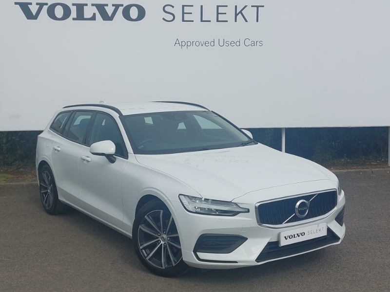 Compare Volvo V60 2.0 B3p Momentum 7 Speed WD71UCY White