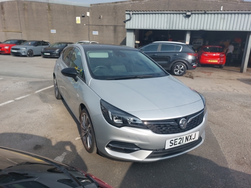 Compare Vauxhall Astra 1.2 Turbo 145 Griffin Edition SE21NXJ Silver