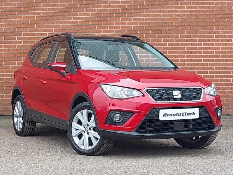 Compare Seat Arona 1.0 Tsi Se Technology PX18XXC Red