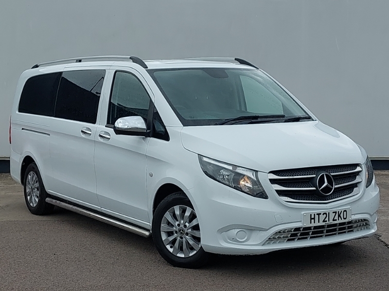Compare Mercedes-Benz Vito 116 Cdi Select 9-Seater 9G-tronic HT21ZKO White