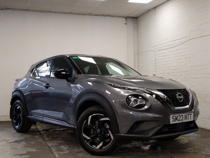 Compare Nissan Juke 1.0 Dig-t 114 N-connecta Dct SM23NTT Grey