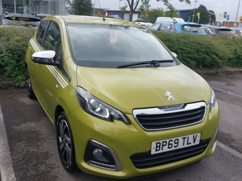 Compare Peugeot 108 108 Collection BP69TLV Green