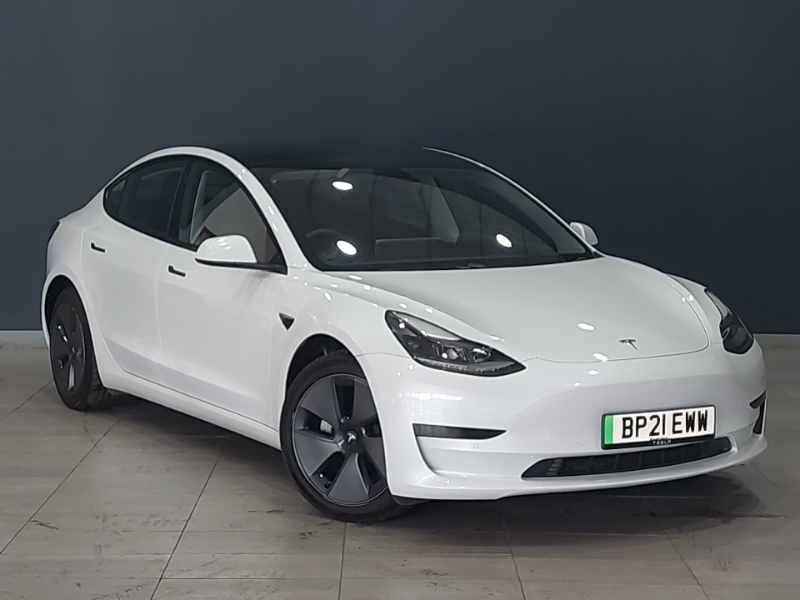 Compare Tesla Model 3 Standard Plus BP21EWW White