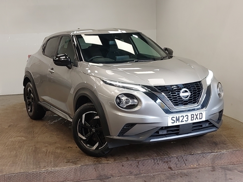Compare Nissan Juke 1.0 Dig-t 114 N-connecta SM23BXD Silver