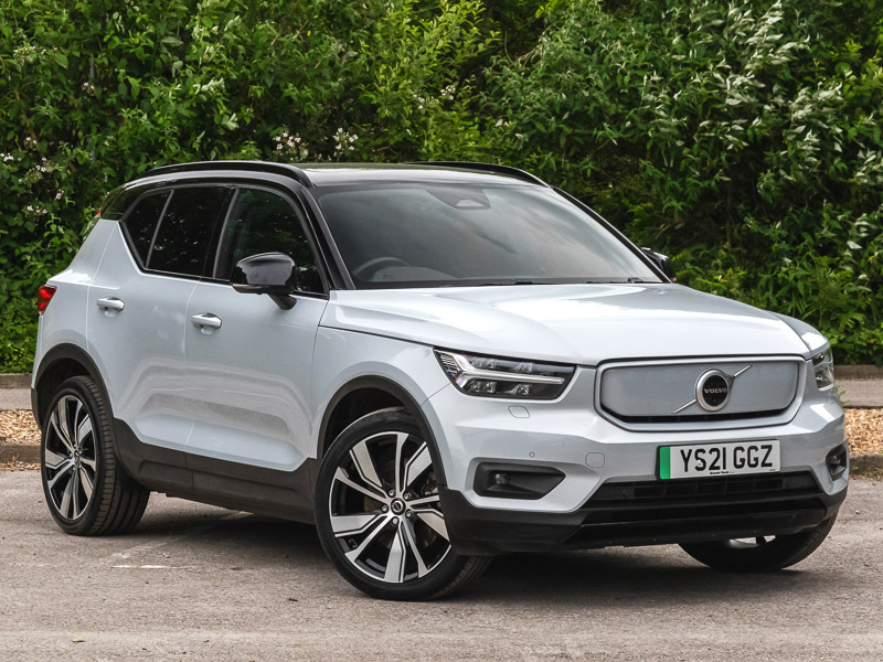 Compare Volvo XC40 P8 Recharge 300Kw 78Kwh First Edition Awd YS21GGZ Silver