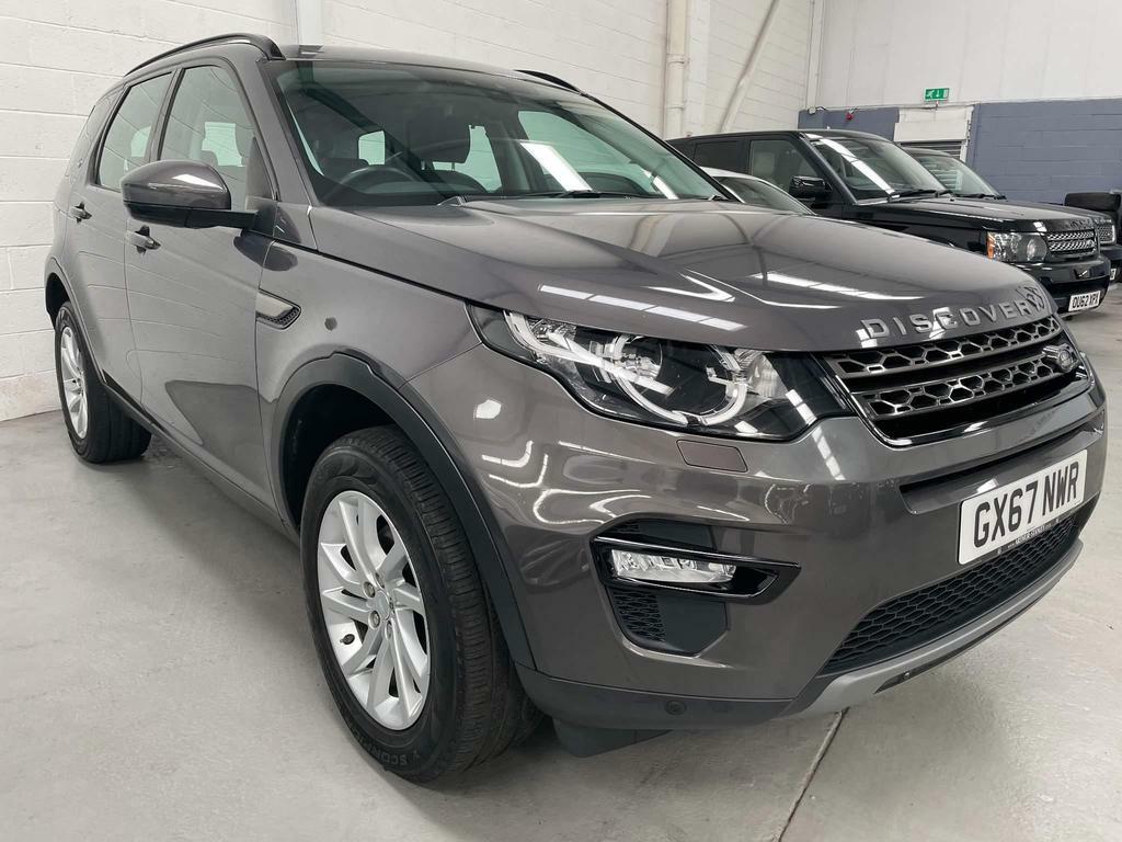 Compare Land Rover Discovery Sport Sport 2.0 Td4 Se Tech 4Wd Euro 6 Ss GX67NWR Grey