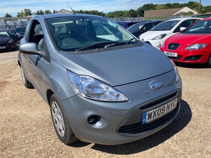 Compare Ford KA Style Plus WX09NYC Grey