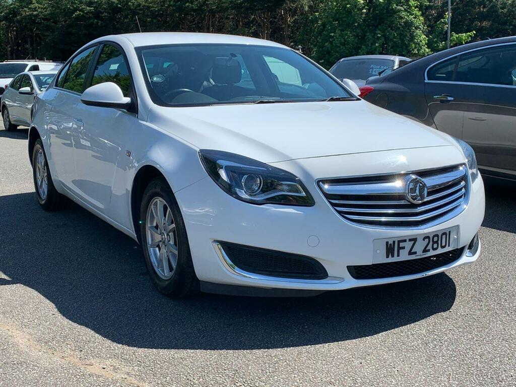 Compare Vauxhall Insignia Hatchback WFZ2801 White