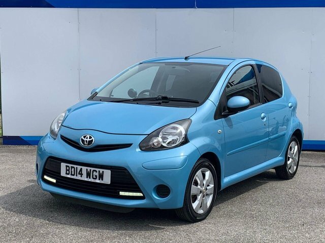 Toyota Aygo 1.0L Vvt-i Move With Style 68 Bhp Blue #1