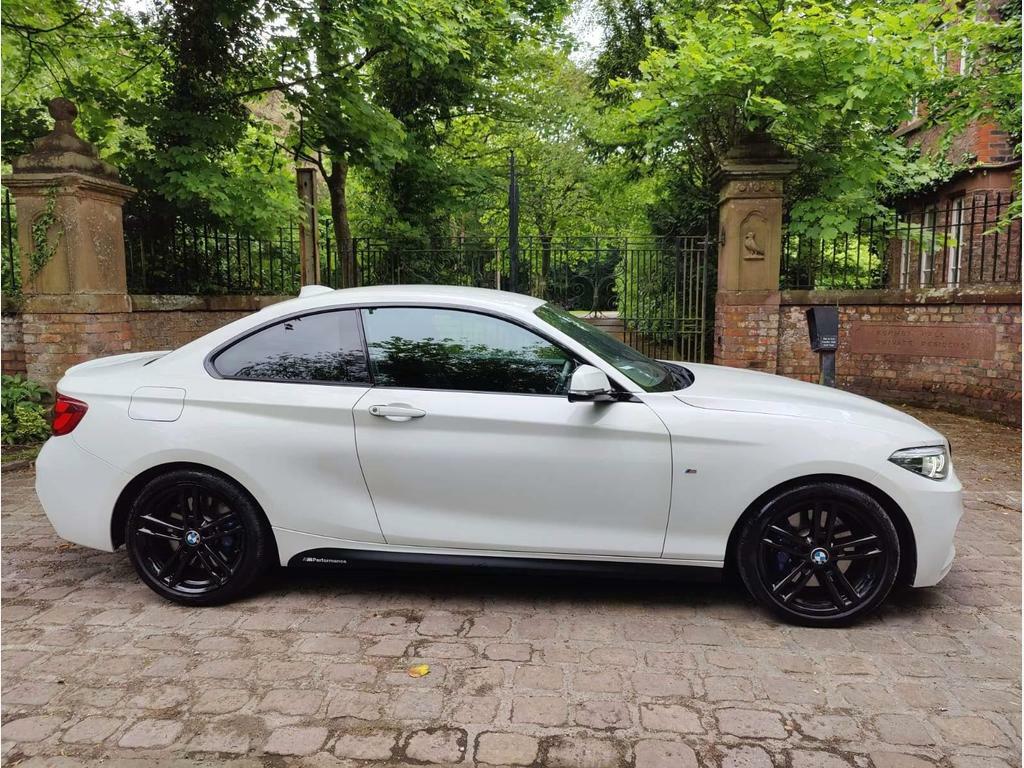 Compare BMW 2 Series 2.0 218D M Sport Euro 6 Ss  White
