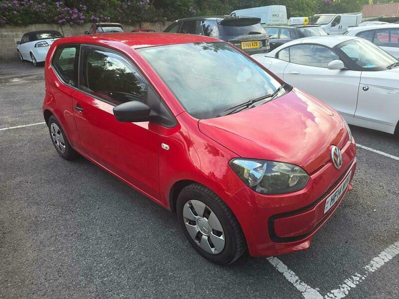 Compare Volkswagen Up 1.0 Take Up Euro HF14WPR Red