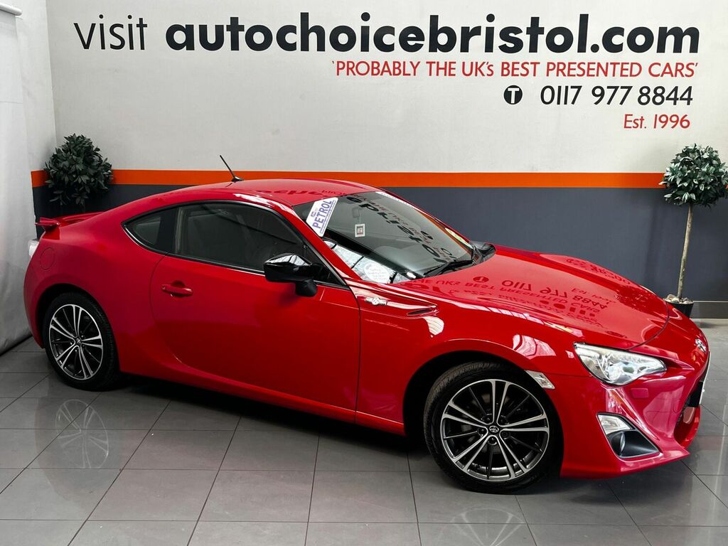 Compare Toyota GT86 Coupe MX63AHO Red