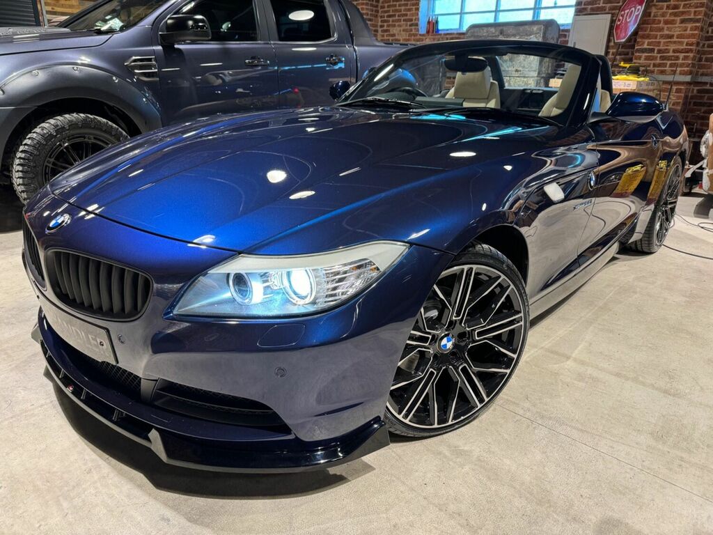 Compare BMW Z4 Convertible 2.5 WO59HBN Blue