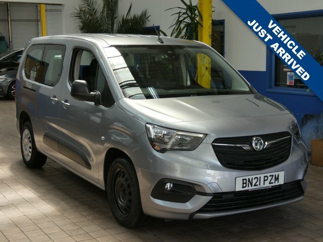 Compare Vauxhall Combo 1.2 Edition XL Ss 109 Bhp BN21PZM Grey