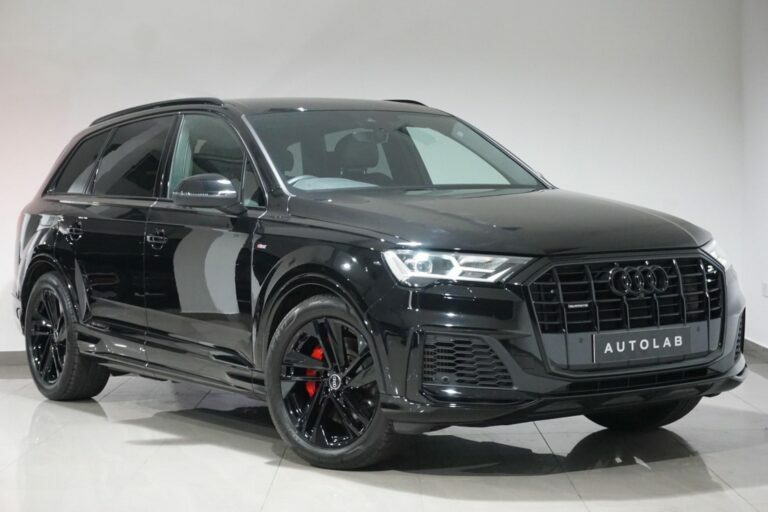 Compare Audi Q7 3.0 Tfsi V6  Black