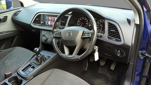 Compare Seat Leon 1.5 Tsi Evo Se 129 Bhp CY68XXR Blue