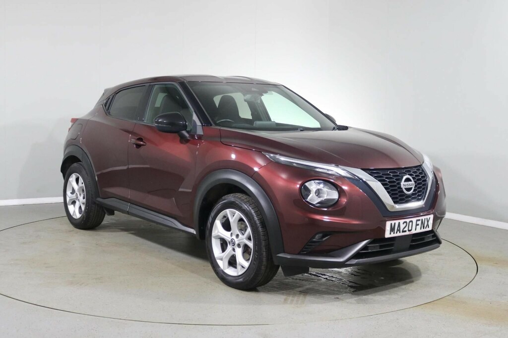 Compare Nissan Juke Dig-t N-connecta MA20FNX Red