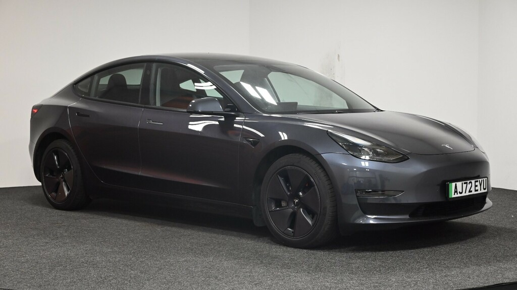 Compare Tesla Model 3 Long Range Awd AJ72EYU Grey
