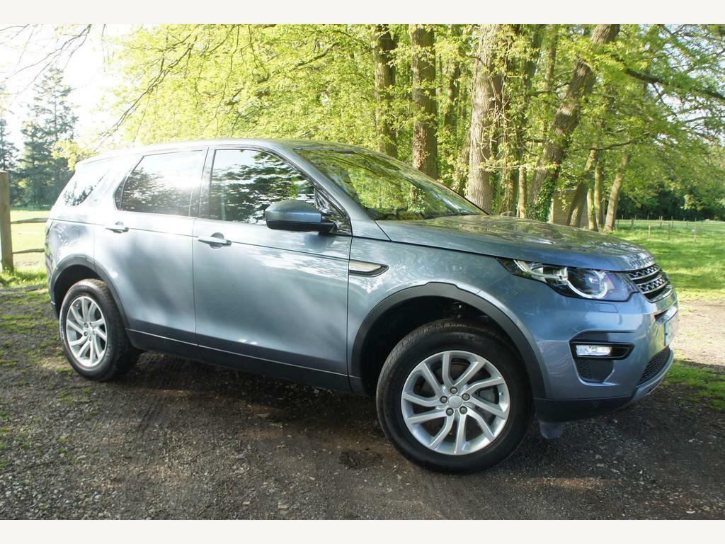 Compare Land Rover Discovery Sport Sport 2.0 Td4 Se Tech 4Wd Euro 6 Ss EX67XGR Blue