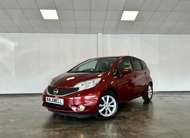 Compare Nissan Note 1.2 Tekna Dig-s 98 Bhp CV14UTB Red