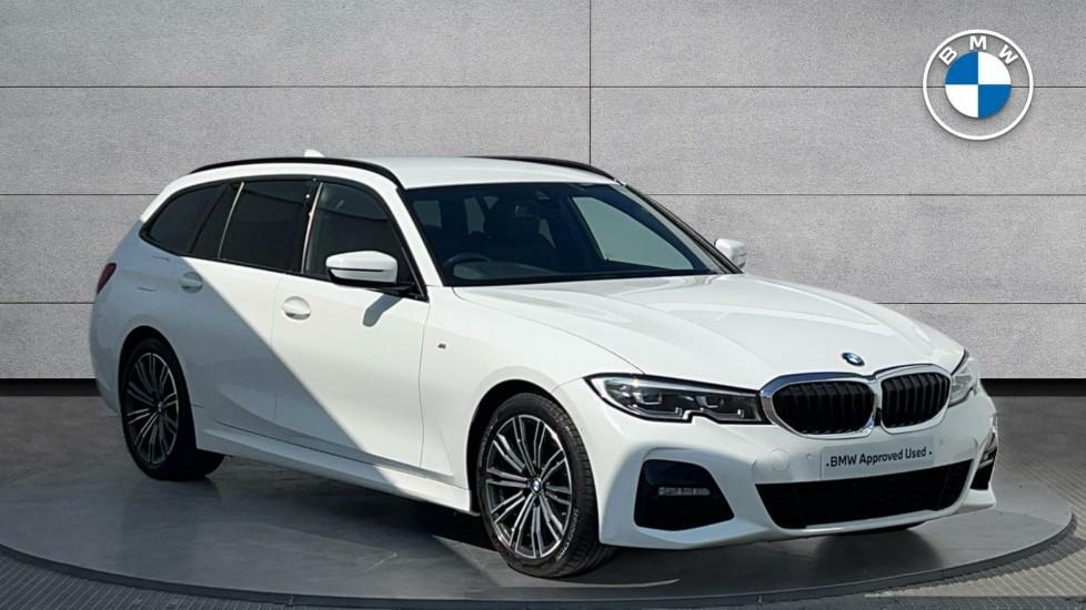 Compare BMW 3 Series 318D M Sport Touring GD21PYJ White