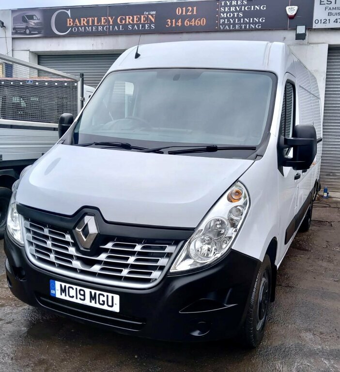 Compare Renault Master Master Mm35 Business Dci MC19MGU White
