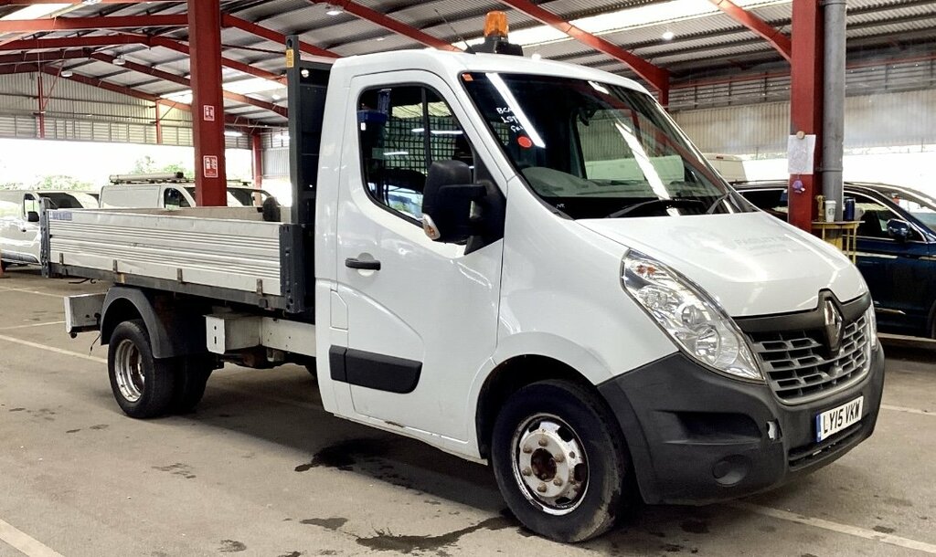 Compare Renault Master 2.3 Tipper LY15VKW White