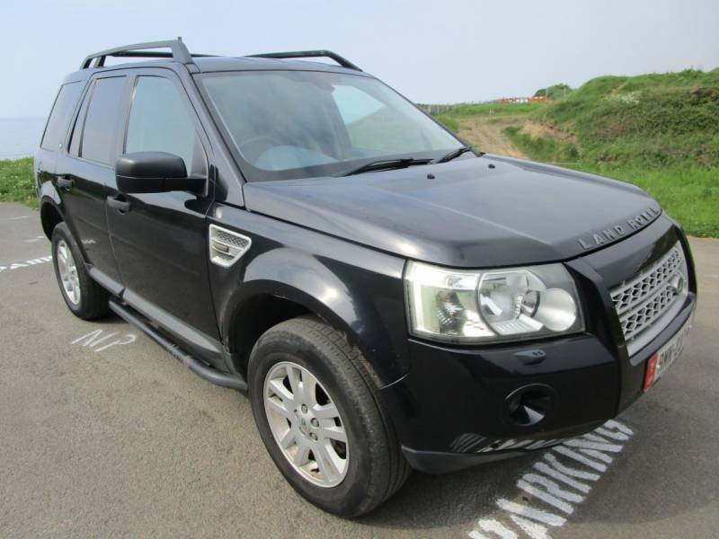 Compare Land Rover Freelander Estate RMN237M Black