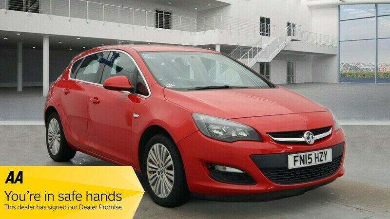 Compare Vauxhall Astra 1.6I Excite Hatchback FN15HZY Red