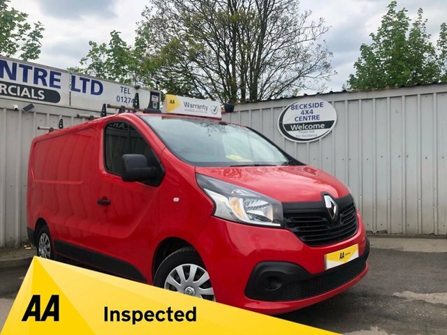 Compare Renault Trafic 1.6 Sl27 Business Plus Dci 120 Bhp ML17GFG Red