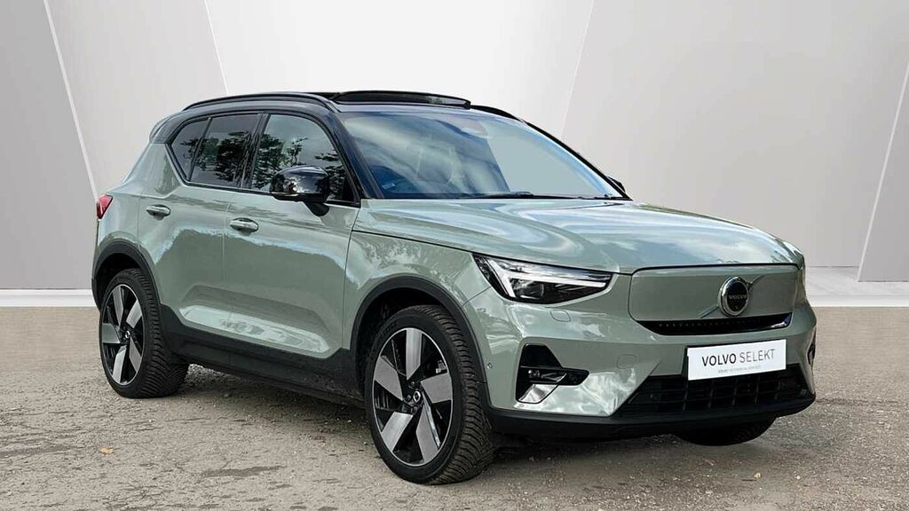 Compare Volvo XC40 Recharge Ultimate, Twin Motor, Panoramic KW24YTS Green