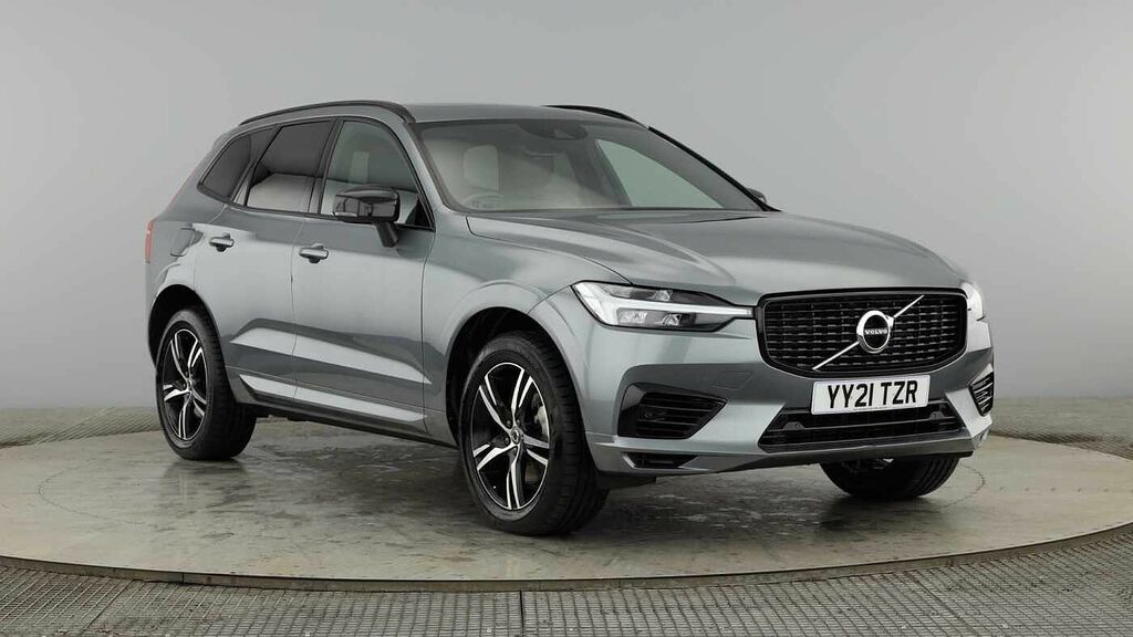 Compare Volvo XC60 Recharge R-design, T6 Awd Plug-in Hybrid Panorami YY21TZR Grey