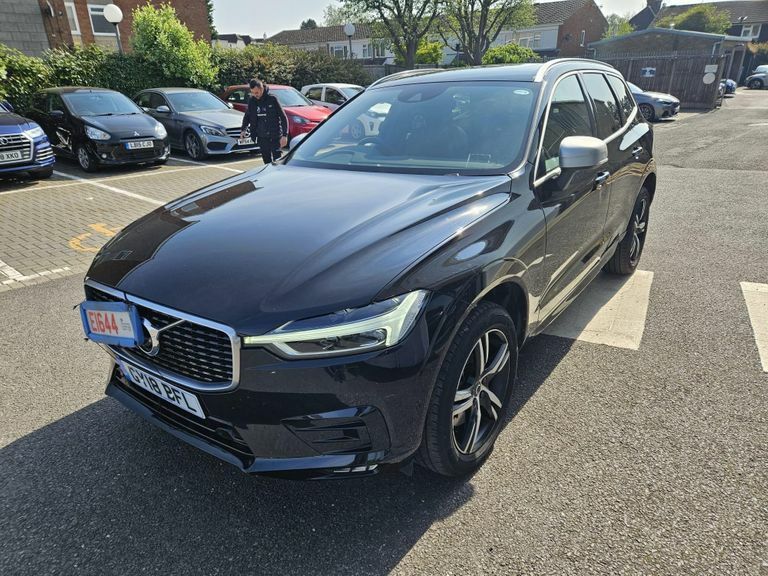 Compare Volvo XC60 2.0 T5 R-design Awd Euro 6 Ss GY18BFL 