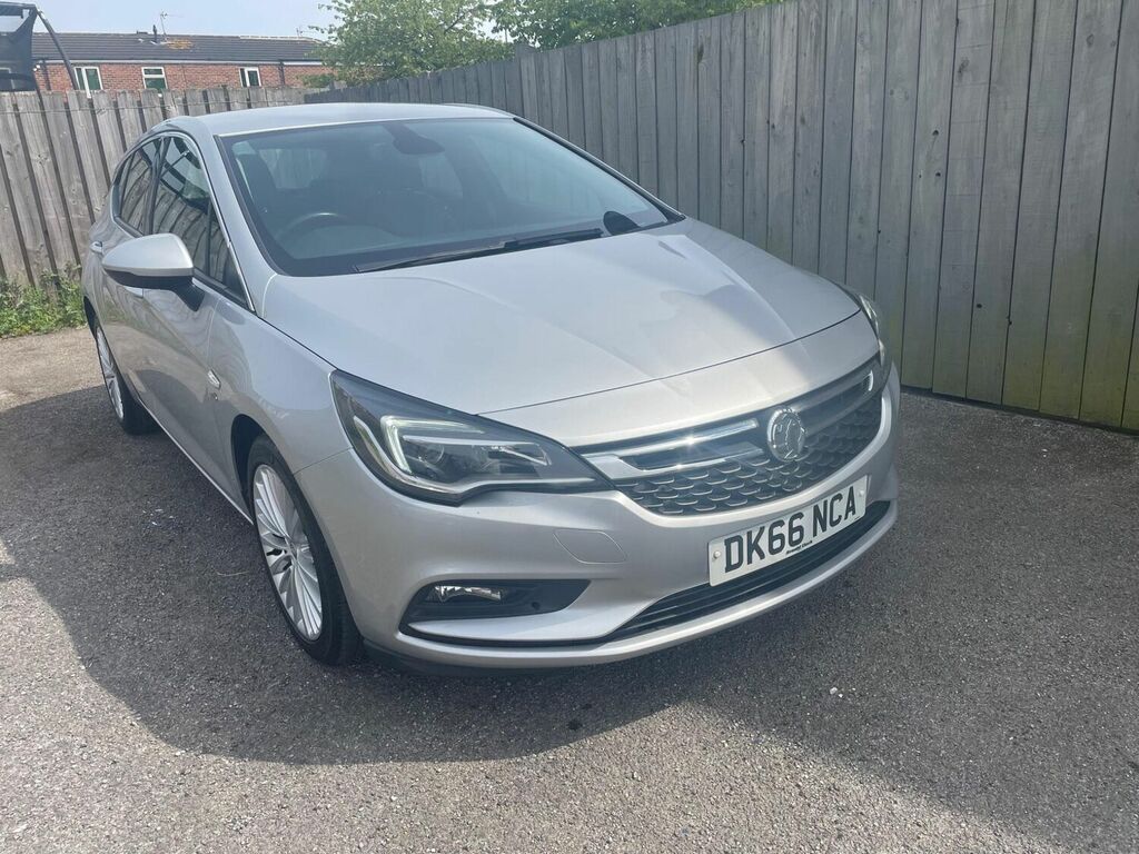 Compare Vauxhall Astra Astra Elite Nav T DK66NCA Silver