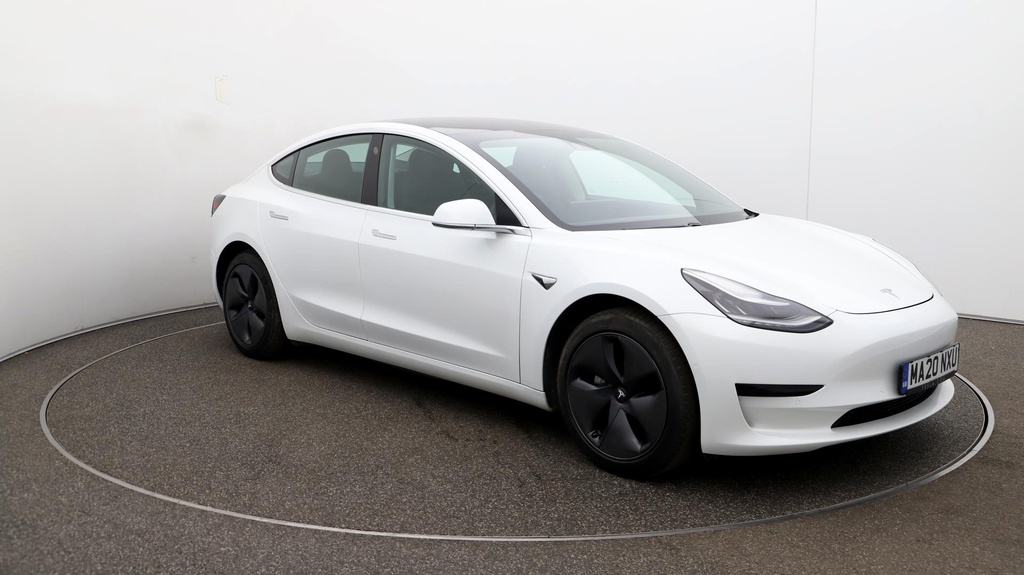 Compare Tesla Model 3 Standard Range Plus MA20NXU White