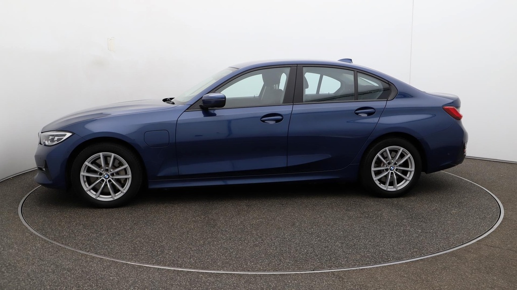 Compare BMW 3 Series Se Pro BK21EDR Blue