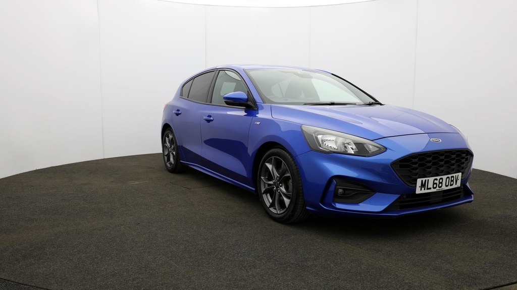 Compare Ford Focus St-line ML68OBV Blue