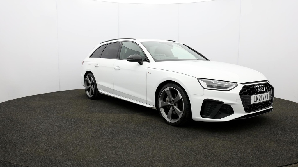 Audi A4 Avant Black Edition White #1