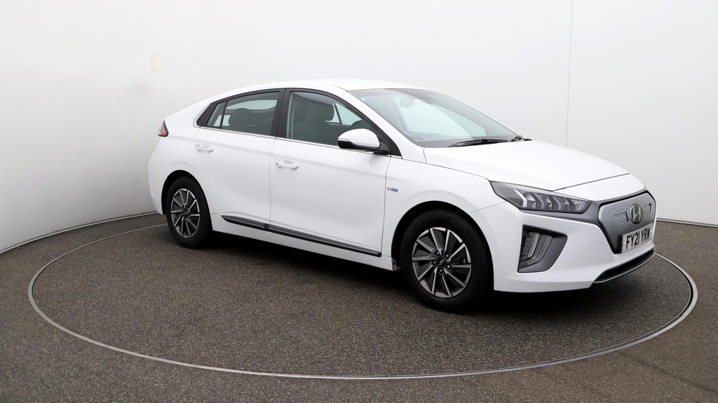 Compare Hyundai Ioniq Premium FY21YRW White