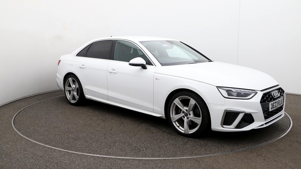 Compare Audi A4 S Line DE23RJU White