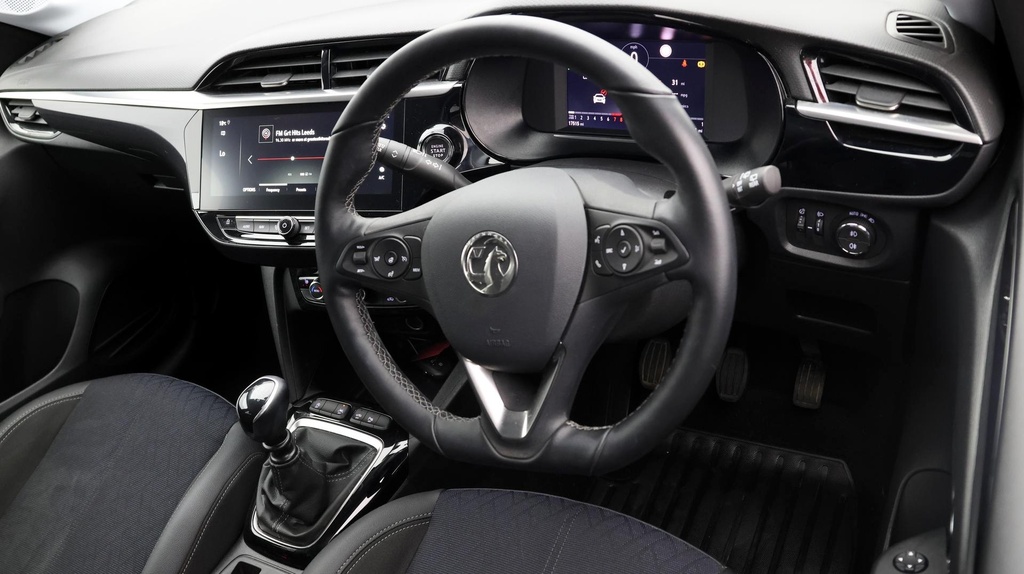 Compare Vauxhall Corsa Elite Nav Premium DY71NXP Black
