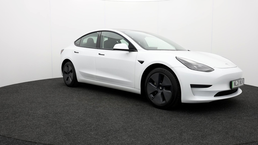 Compare Tesla Model 3 Standard Range Plus NL21WUK White
