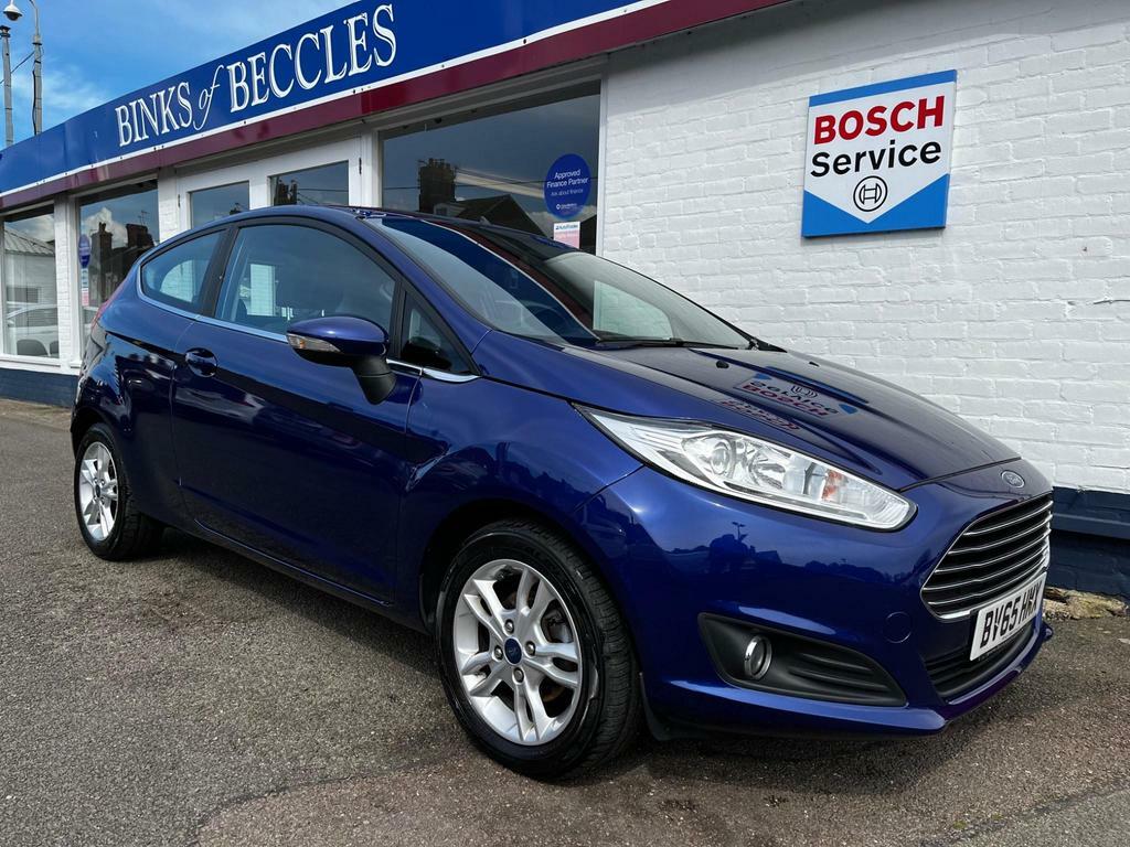 Compare Ford Fiesta 1.0T Ecoboost Zetec Euro 6 Ss BV65HMX Blue