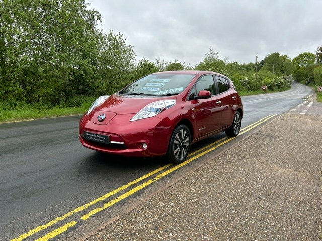 Compare Nissan Leaf Leaf Tekna 24Kwh EY17LYX Red