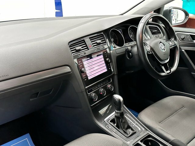 Compare Volkswagen Golf Se Navigation Tsi Bluemotion Technology Dsg YA67RTZ Grey