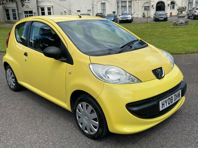 Compare Peugeot 107 1.0 Urban Lite 68 Bhp HY08OHW Yellow